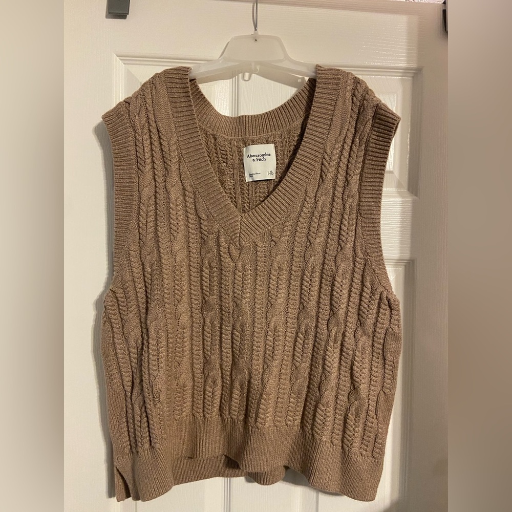 A&F beige sweater vest